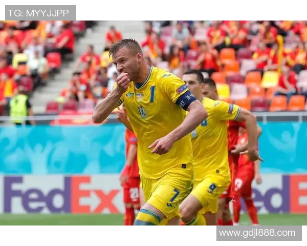 乌克兰足球运动员对国际足球明星的独特见解与评价分享 乌克兰足球运动员对国际足球明星的独特见解与评价分享