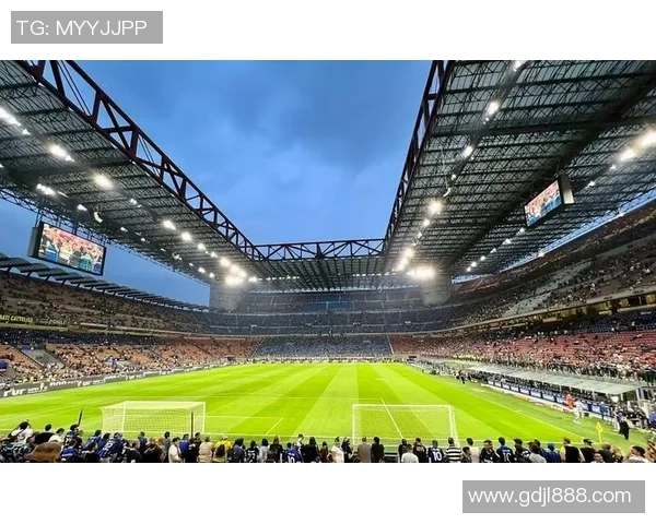 从默默无闻到绿茵场上的传奇我成为了足球明星的成长之路