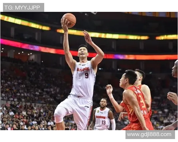 深圳篮球队在精英赛中的力量展现与战术分析全面解读 深圳篮球队在精英赛中的力量展现与战术分析全面解读