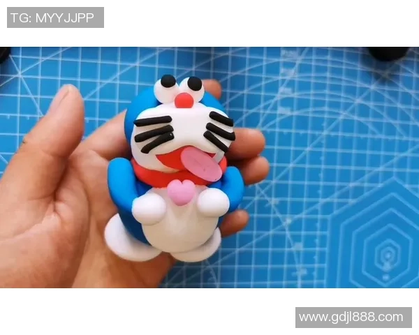 粘土足球明星儿童创意手工活动让孩子们在玩乐中提升动手能力和想象力 粘土足球明星儿童创意手工活动让孩子们在玩乐中提升动手能力和想象力